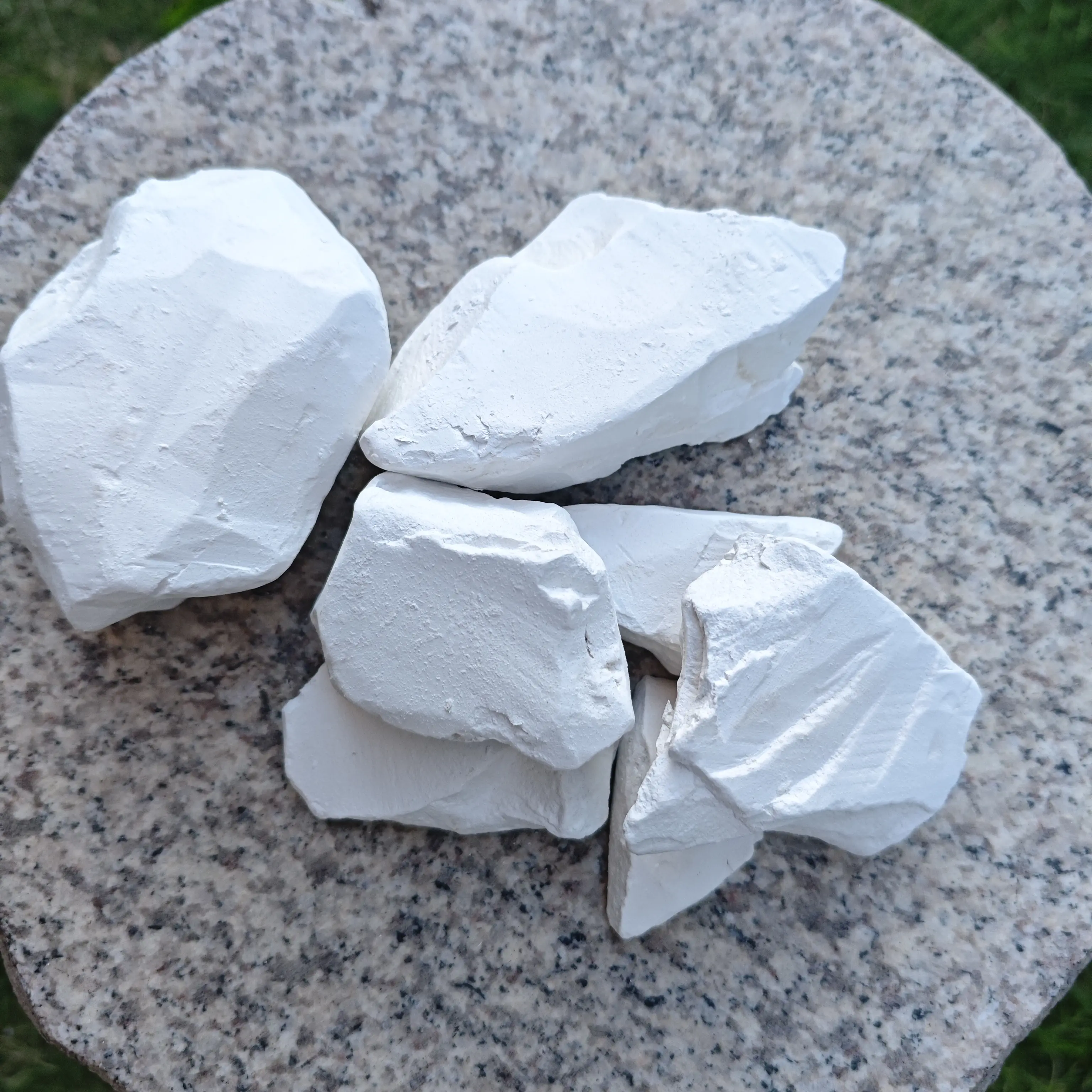 Say Goodbye to Fake Clay! Real Cream White Kaolin Chunks (7oz/200g) | 100% Pure, Edible & Cosmetic Grade | Naturally Sticky, Zero Additives | DIY Face Masks, Crafts & Detox