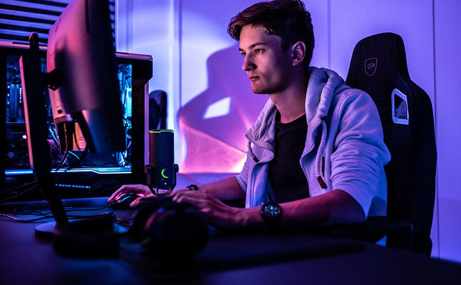 JBL Quantum Stream Studio, Quad pattern premium USB microphone for streaming, recording and gaming JBL Quantum Stream Studio, Quad pattern premium USB microphone for streaming, recording and gaming