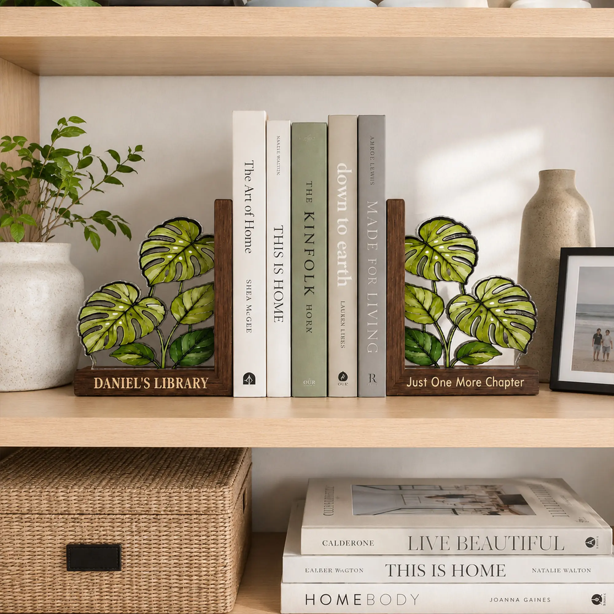 Personalized Stained Glass Bookends, Walnut Wood Botanical Book Decor, Tropical Plant Bookshelf Accent, Book Lover Gift, Housewarming Gift