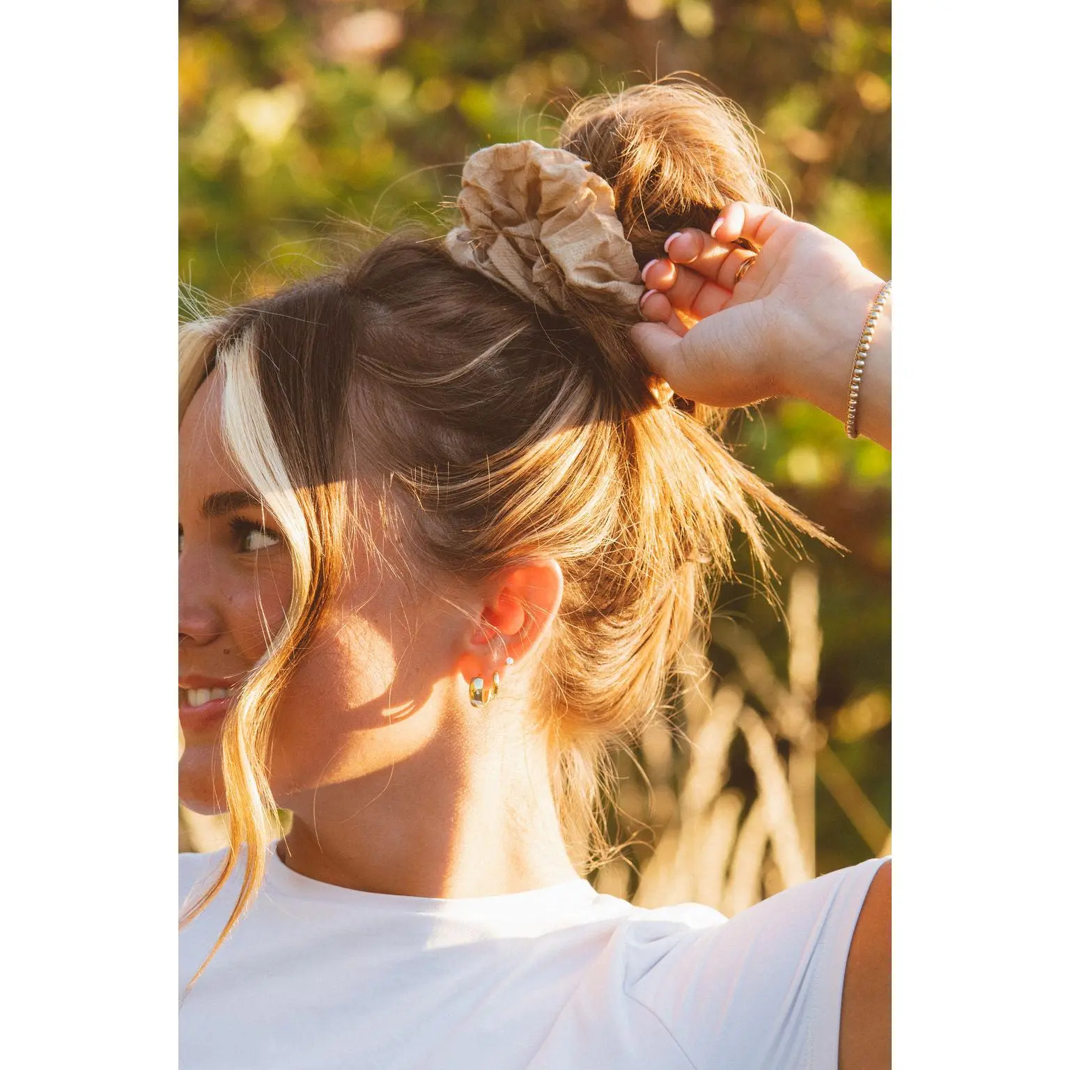 Sandy Jumbo Scrunchie
