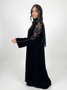 Hind Velvet Abaya Set - Women's Embrodiered Abaya, Traditional Modest Dress, Perfect for Ceremony, Ramadan, Eid Dress