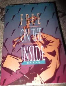 USED Book - Free on the Inside Bible: New International Reader's Version by Anonymous (Paperback) - english