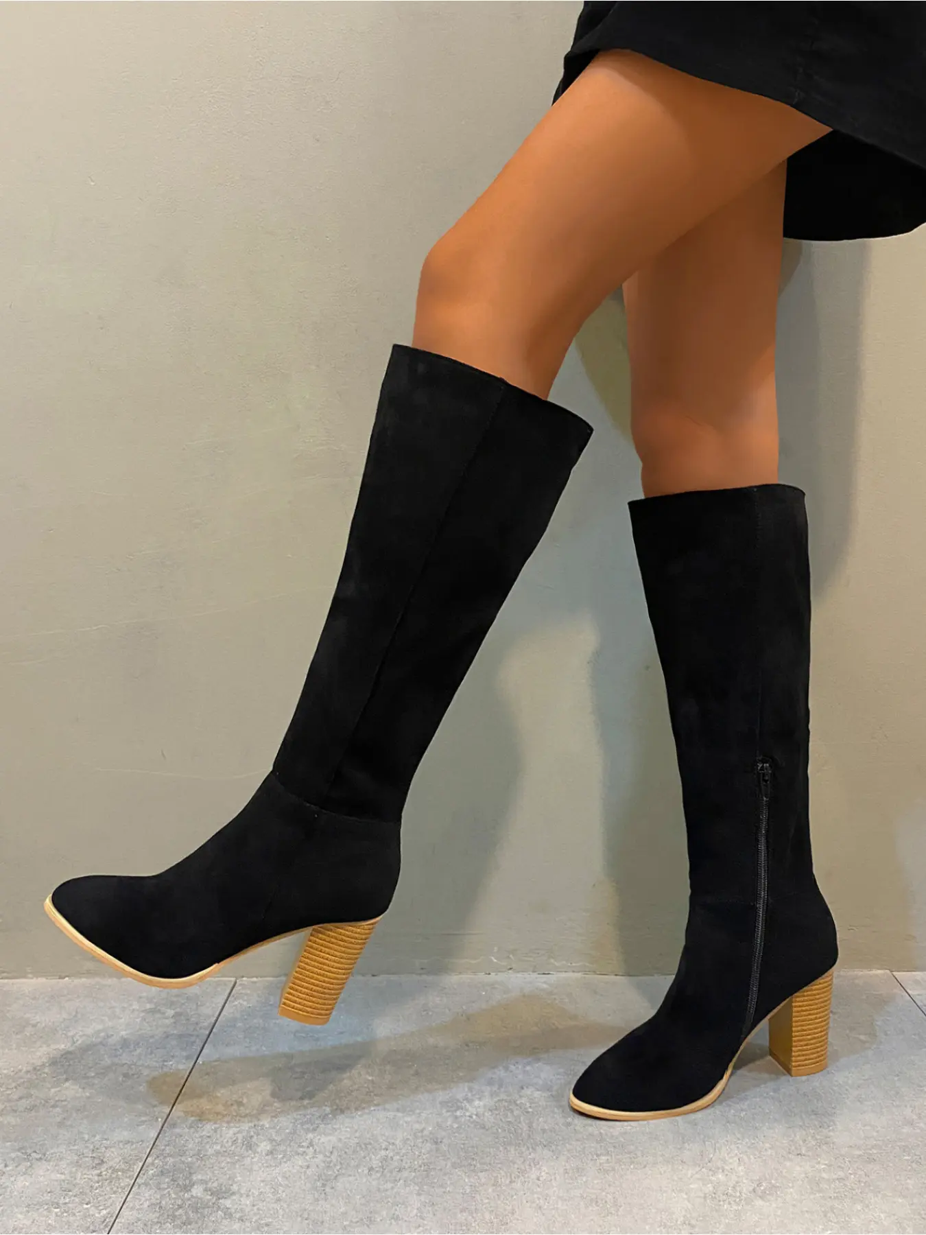 Women's autumn and winter fashion over-the-knee boots, thick-heeled, thick-soled, high-water platform, waterproof upper outdoor boots, light and comfortable, soft sole, anti-skid, wear-resistant, commuting and runway boots.