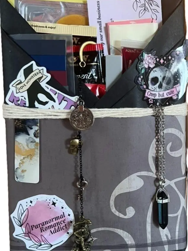 Paranormal Dark Romance Blind Date with a Book -Spicy Romance Book, Stickers, Annotation Tabs, Highlighter, Bookmarks, Scrunchie, Beauty Item & more. stalker