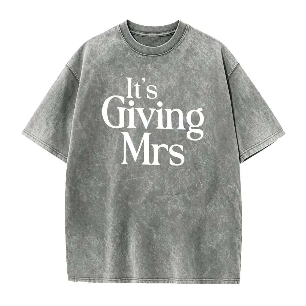 Its Giving Mrs TShirt - Bride to Be Shirt | Engagement Top | Bachelorette Outfit | Women's Summer Print Round Neck Short Sleeve Casual T-Shirt Graphic Tees Women Tops