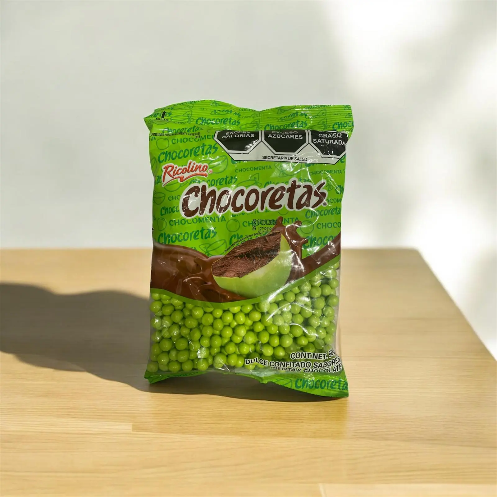 Ricolino Chocoretas Classic Mexican Mint Chocolate Candy - Mint & Chocolate Flavor Snack Gift - Traditional Mexican Sweet Confectionary Delight