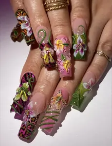 swish.nails 3D Floral Garden Press-On Nails, Hand-Sculpted Flowers with Leaf & Vine Details, Nature Luxe Aesthetic, Bold Artistic Nails, Handmade Custom Statement Set