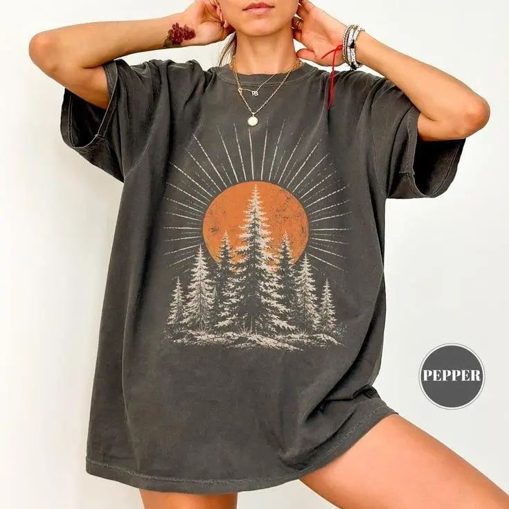 Comfort Colors Boho Sunset Forest T-Shirt, Vintage Pine Tree Nature Tee, Retro Mountain Camping Graphic Tshirt, Outdoor Adventure Lover Gift