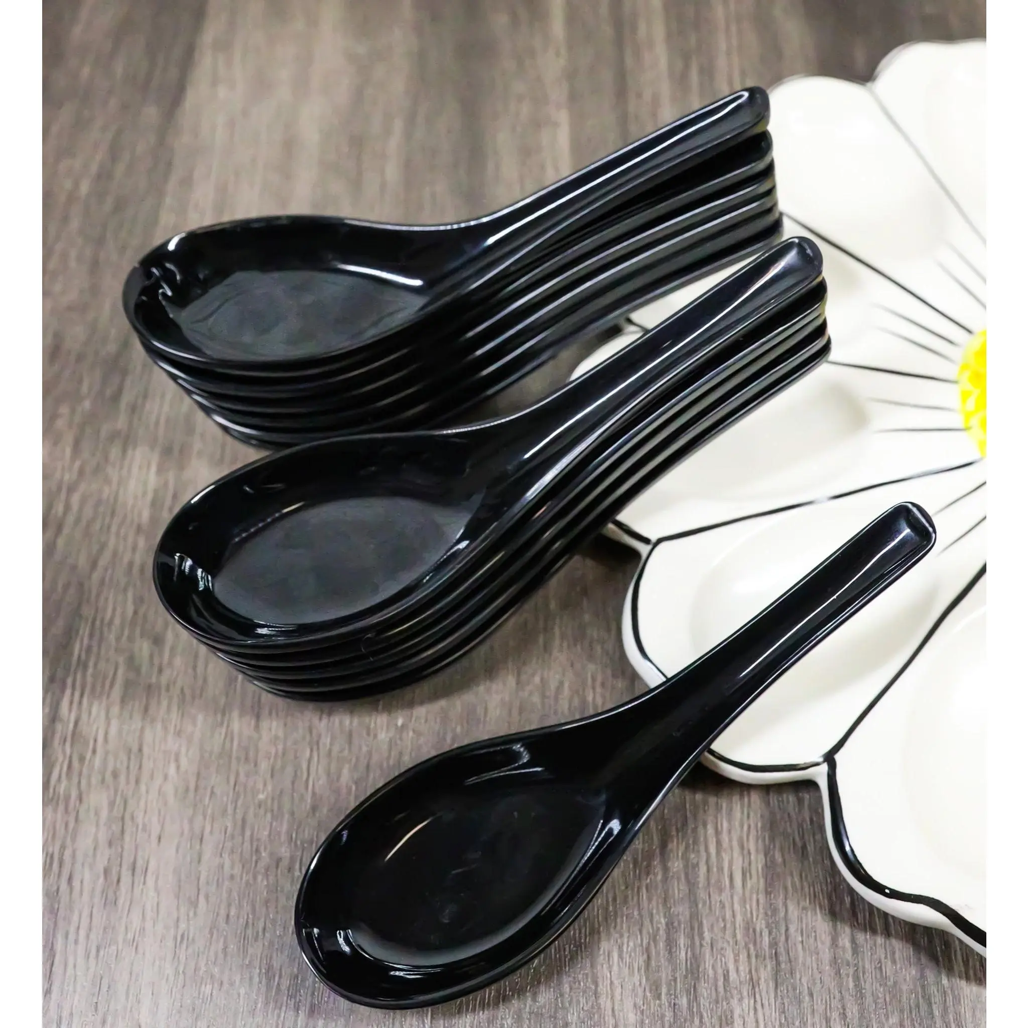 Contemporary High Gloss Finish Black Melamine Asian Soup Spoons Pack Of 12 Set