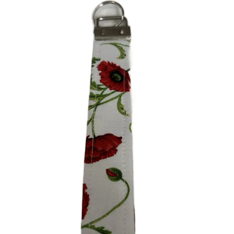 Red Poppy Wristlett - Floral Design with Red Poppies and Green Leaves, Ideal for Everyday Use