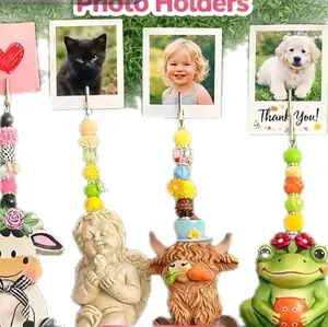 Character Photo Holders Level 1