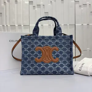 Pre-owned Celine Canvas Shoulder Bags 7.8'' R2299 Shoulder Bag C13346373875 0509 T2 Ella