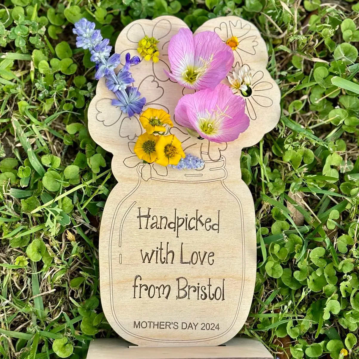 Handpicked for Mommy Wooden Dandelion Wildflower Vase Personalized with Child’s Name and Mothers Day 2024 Decor Gift