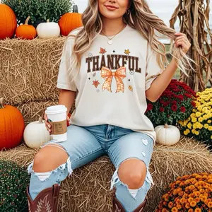 Thankful Comfort Colors T-Shirt Fall Graphic Tee with Bow Thanksgiving Autumn Shirt Rustic Southern Fall Outfit for Women