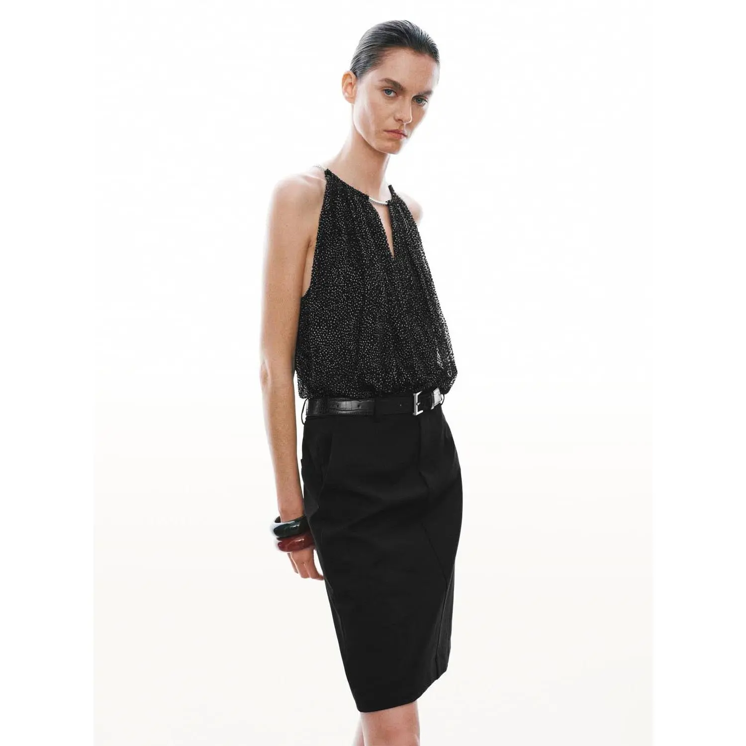 URBAN REVIVO Halter Neck Colorblock Midi with Polka Dots, Sleeveless Belted Design in a Polyester and Polyamide Viscose Blend, Elegant, Lady, Fabric, Dress, Elegant Look, M, Elastane, Belt Closure, Casual, Cold Wash, Do Not Dry Clean, Xl, Xs, Skirt, All S