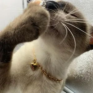 [Pet Charm] Adjustable Golden Heart Charm Cat Collar Necklace - Stainless Steel, Elegant Accessory for Cats and Small Pets, Cat Jewelry