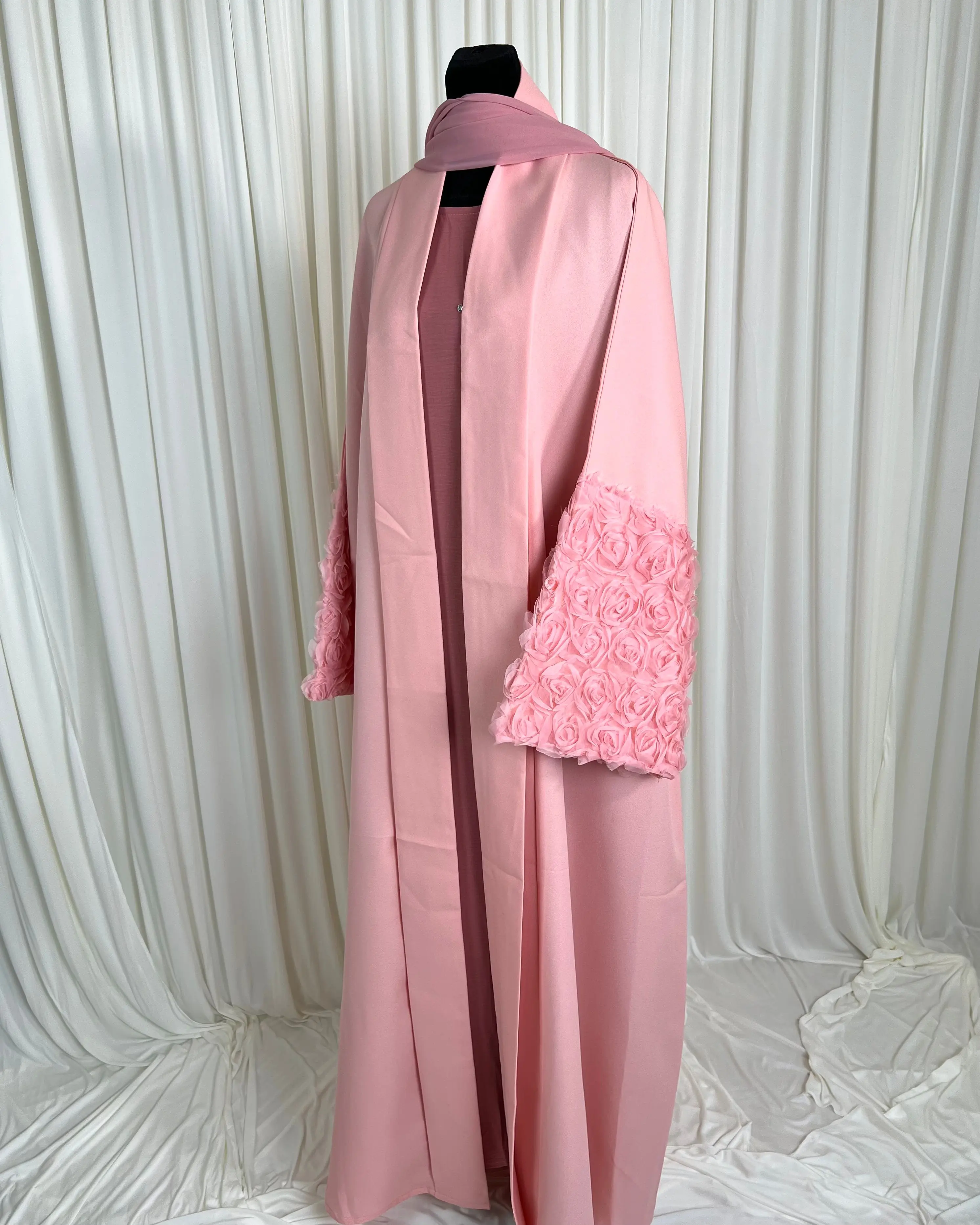 Zahra Open Floral Abaya