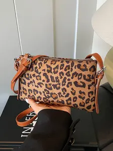 Mini fashion leopard print portable letter bag, simple and casual, versatile, single shoulder underarm small square bag, niche design, single shoulder crossbody phone bag suitable for daily matching and other scenarios, Fashionable crossbody bag