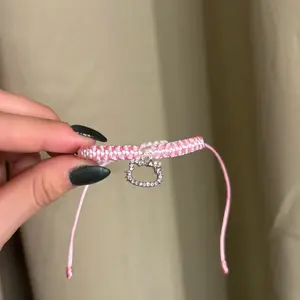 Adjustable Kitty Bracelet for Women Fashion Accessory Cute Playful Design Durable Materials Perfect for Cat Lovers
