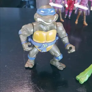 teenage mutant ninja turtle vintage leonardo