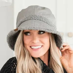 CC Sherpa Accent Reversible Bucket | Cold Weather