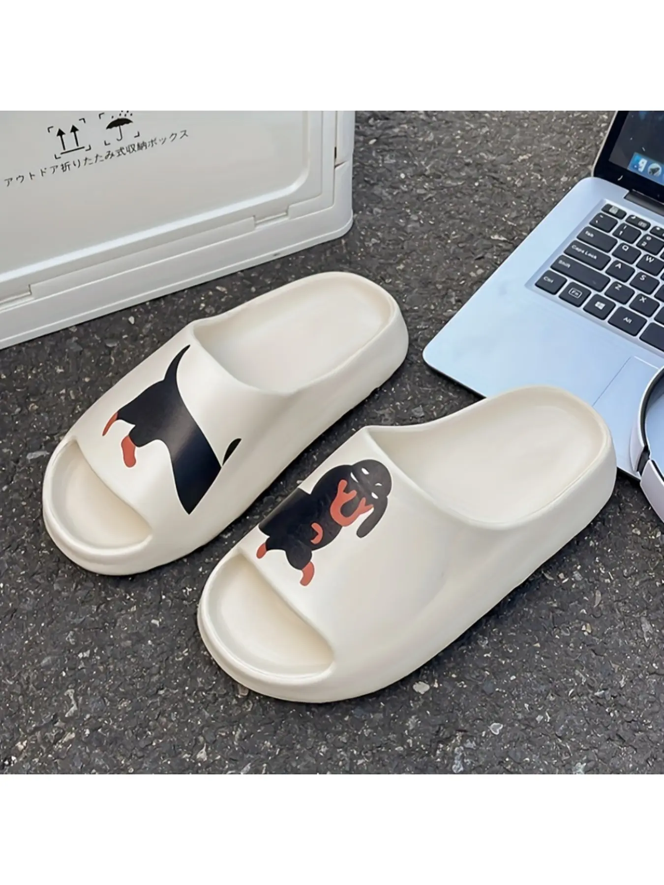 1 Pair Fashion Cartoon Dachshund Slides for Women, Indoor Home Bathroom Anti-Slip EVA Slippers, Unisex Couple'S Summer Sandals, Easy Slip-On Design, Washable