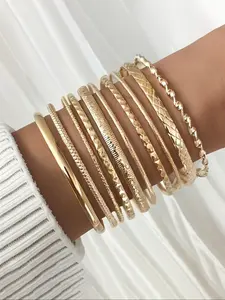 Women's Boho Metal Bracelet Set, 10-Piece Stackable Design, Ideal for Parties & Daily Wear, Perfect Gift for Friends & Family