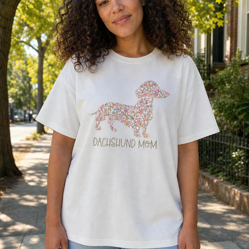 Women's Plus Size Pure Cotton Crew Neck Round Neck Short-Sleeve T-Shirt - Dachshund Motif, Floral Graphic, Drop Shoulder Casual Top for Dog Lovers