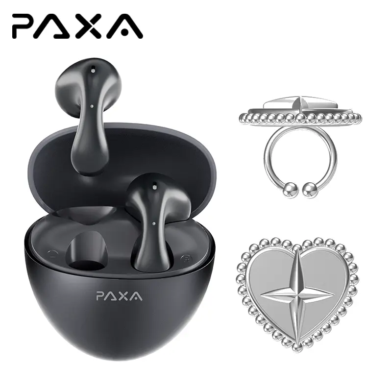 Black+Heart-shaped accessories