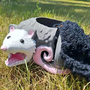 Oppossom Yarn Bowl