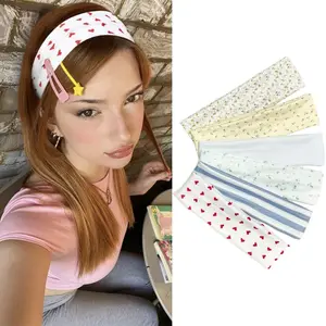 Fashion Women's Headbands for Short Hair Non Slip Elastic Floral Hairbands, Soft Fabric 2 Inches Thick Stripe Head Bands for Girls, Valentine's Day Heart Headbands