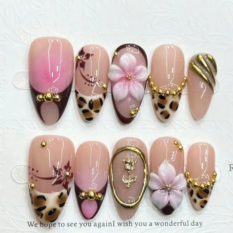 10pcs French Leopard Print Almond-Shaped Handmade Press On Nails, 3D Carved Glamorous Y2K Metallic Finish Gilded Studded Press-On Nail Tips, Nail Art Design, Decorative Nails