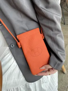 Elegant Leather Handbag, Multiple Color Options Available, Durable Material Design, Perfect Gift Choice (//)