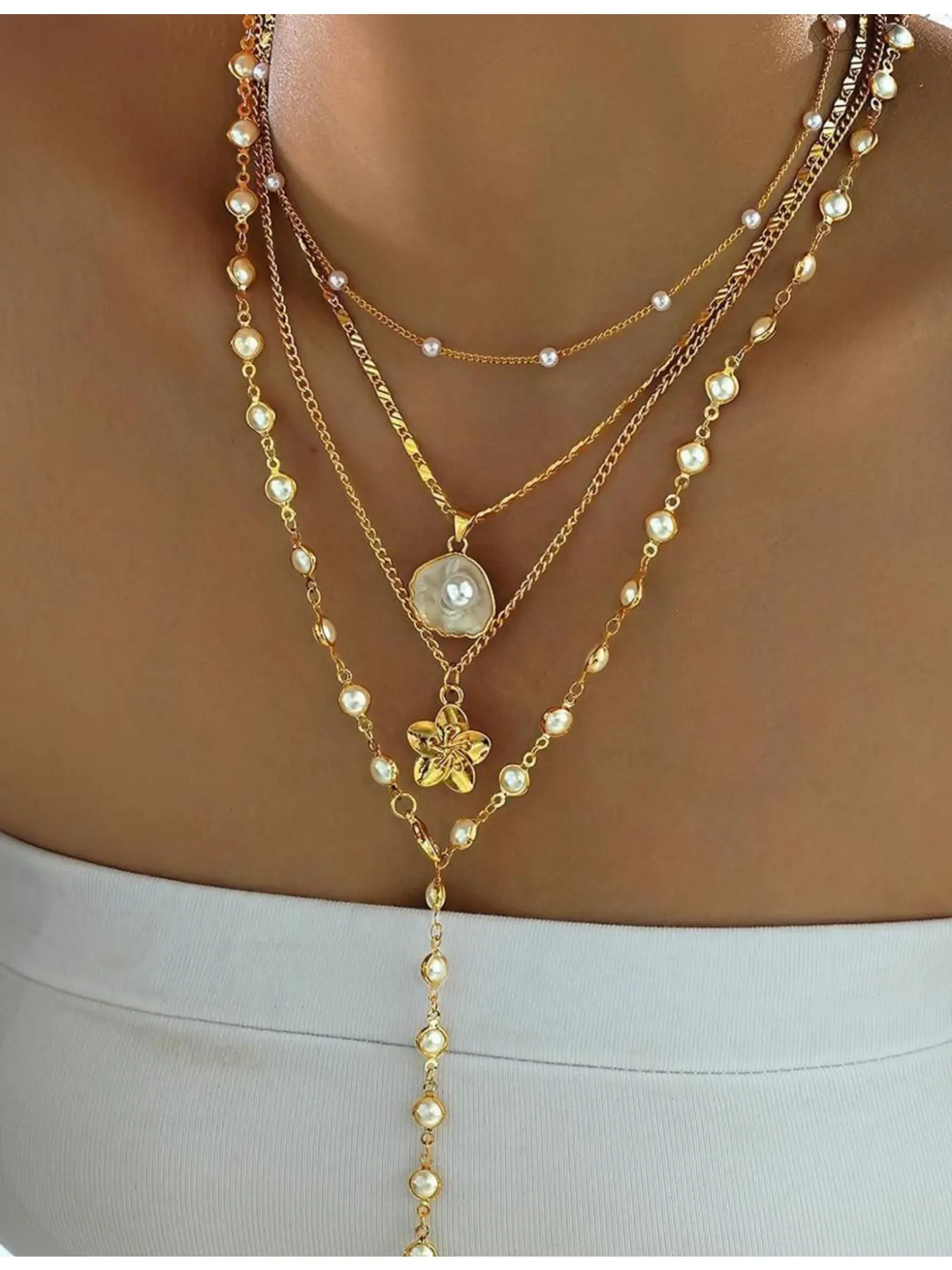 Women's Elegant Floral Pendant Necklace Set, Zinc Alloy Chain, Imitation Pearl Design, Dainty Layering Jewelry, Chic Gorgeous Jewelry, Layered Necklaces, Perfect Gift for Women Daily Wear & Parties