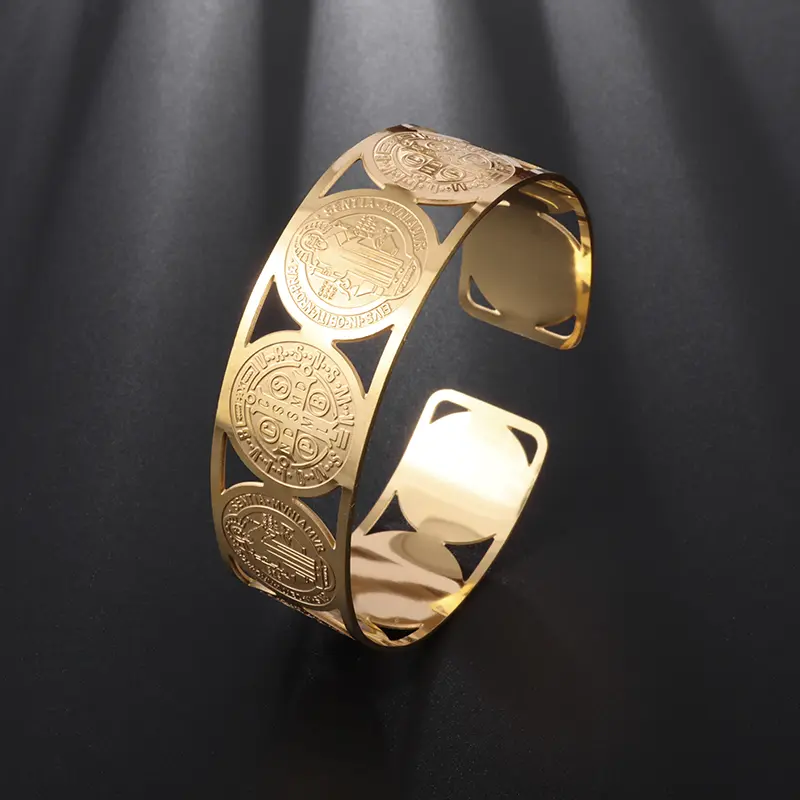 Catholic San Benito Women\\'s Open Bracelet Stainless Steel Saint Benedict Medal Jesus Cross Bracelet Amulet Fashion Jewelry
