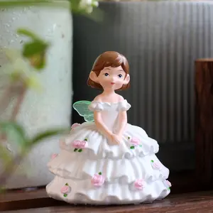 Resin Fairy Statue Figurine with Fluorescent Wings, Magic Garden Decor, Wedding Anniversary Party Decoration, Perfect Gift for Mom and Friends