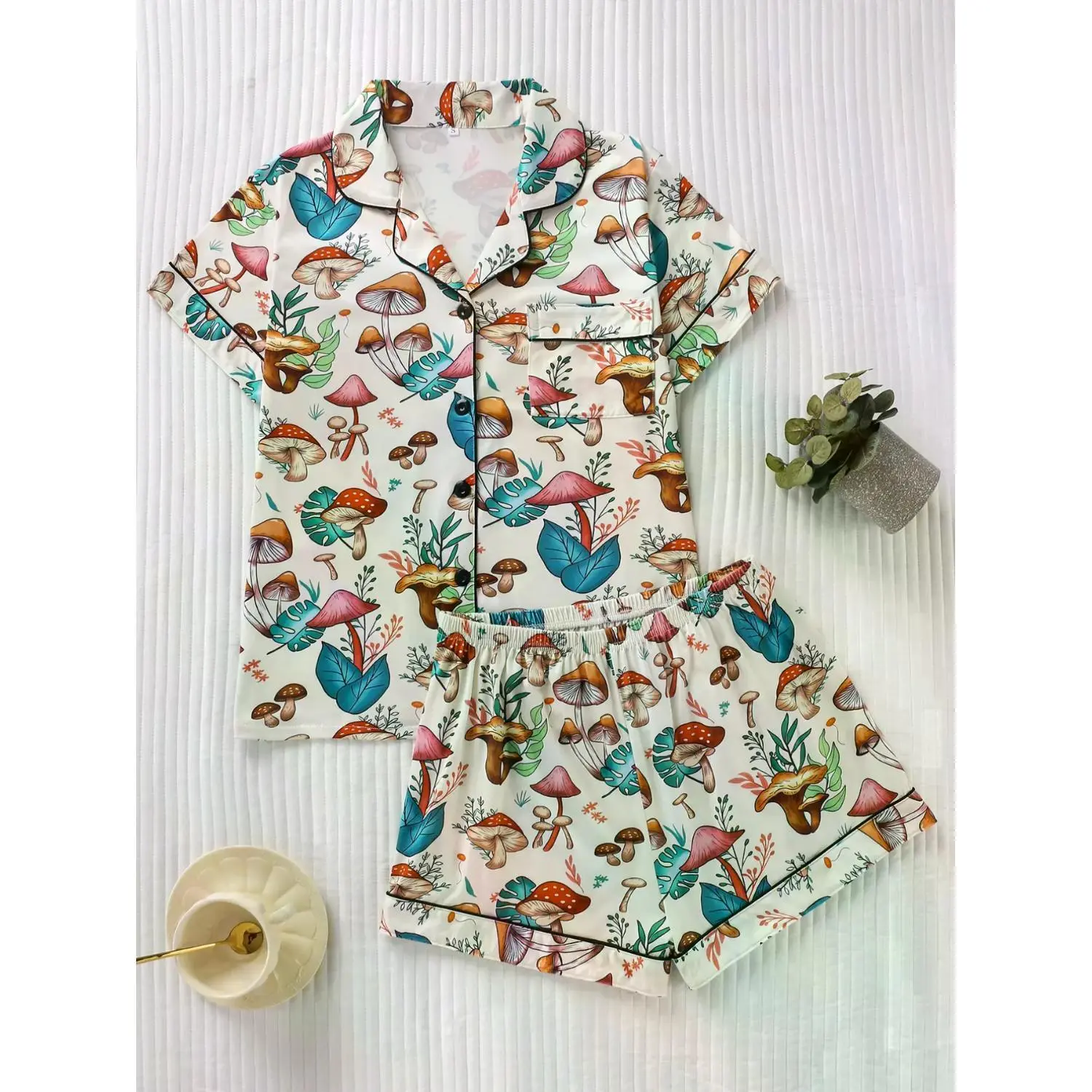 Women's Mushroom & Forest Plant Print Pajama Set - Charming Short Sleeve Top and Cozy Shorts for All Seasons