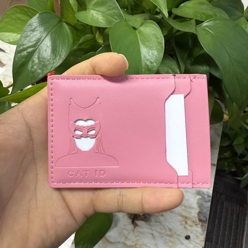 Batman Triple Compartment ID Wallet and Driver's License Holder - Unisex Cartoon Character Design - Perfect Gift for Halloween or Father's Day - 10cm x 7.1cm Batman Triple Compartment ID Wallet and Driver's License Holder - Unisex Cartoon Character Design - Perfect Gift for Halloween or Father's Day - 10cm x 7.1cm