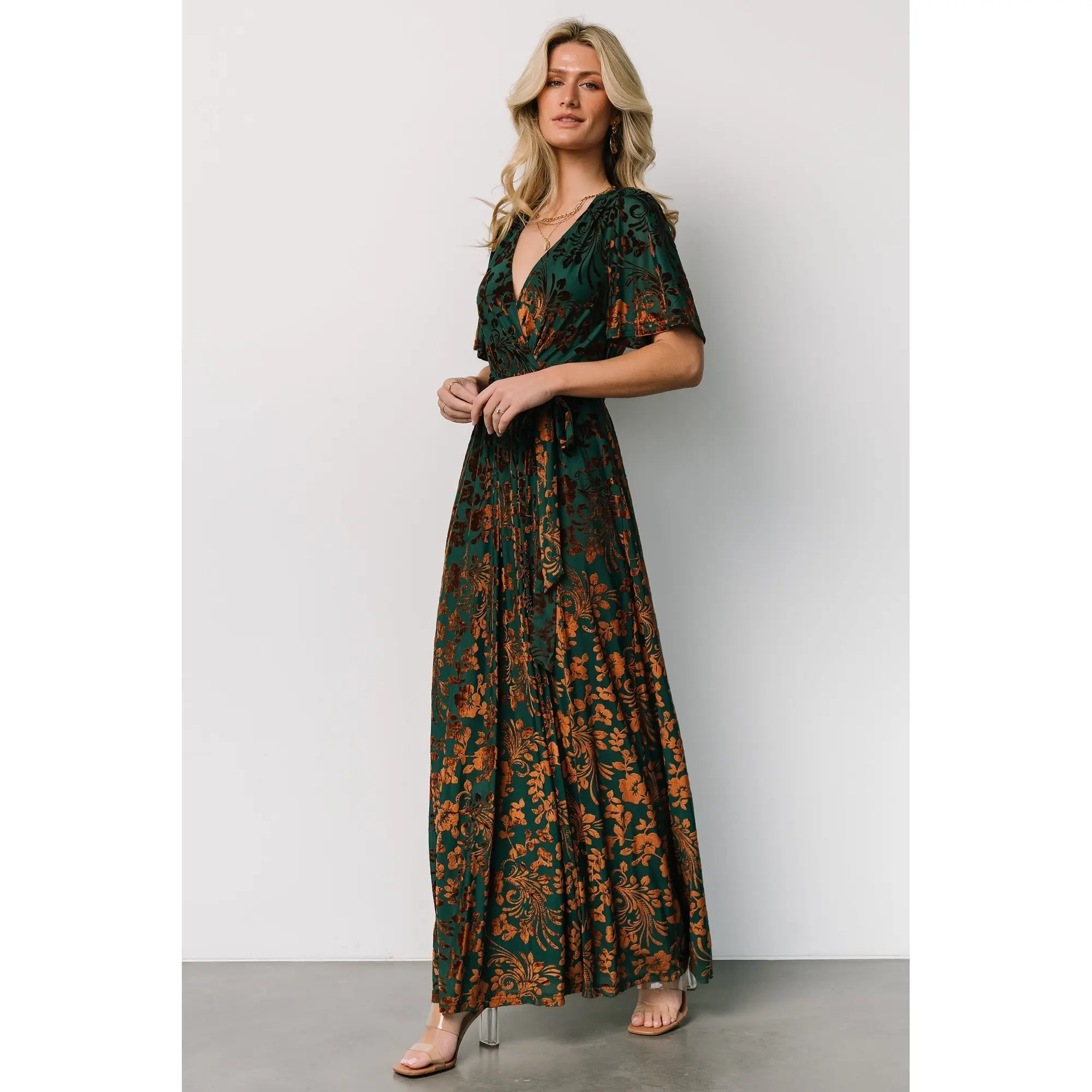 Baltic Born Uma Bohemian Polyester Velvet Maxi Dress - Short Sleeve  (Shortsleeve), Mesh Accent, Bronze Floral Print, Jade Detail, Elastic  Waist, Leg Slit, Casual Wear Lady's Dress, Skirt, Women, Style - TikTok Shop