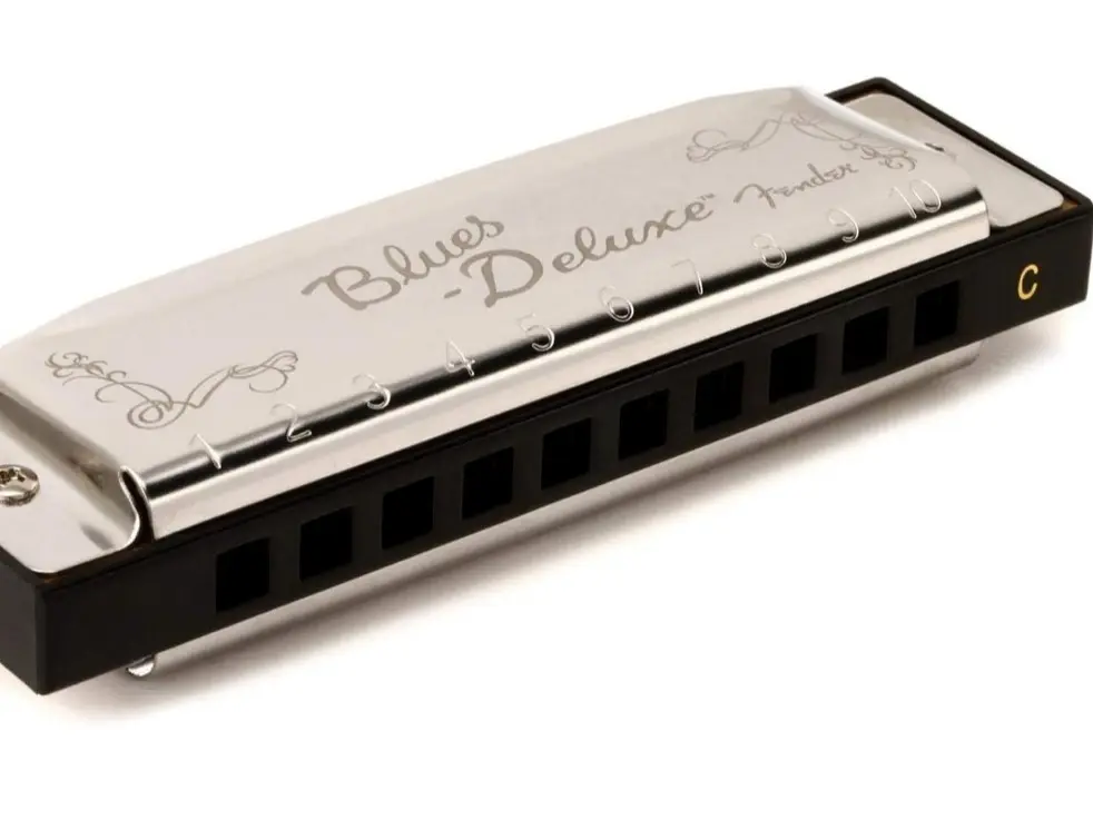 Fender Blues Deluxe Harmonica in Key of C - Chromatic Harmonica with ABS Plastic Combs & Brass Reeds for Adults & Kids - 1 Year Warranty
