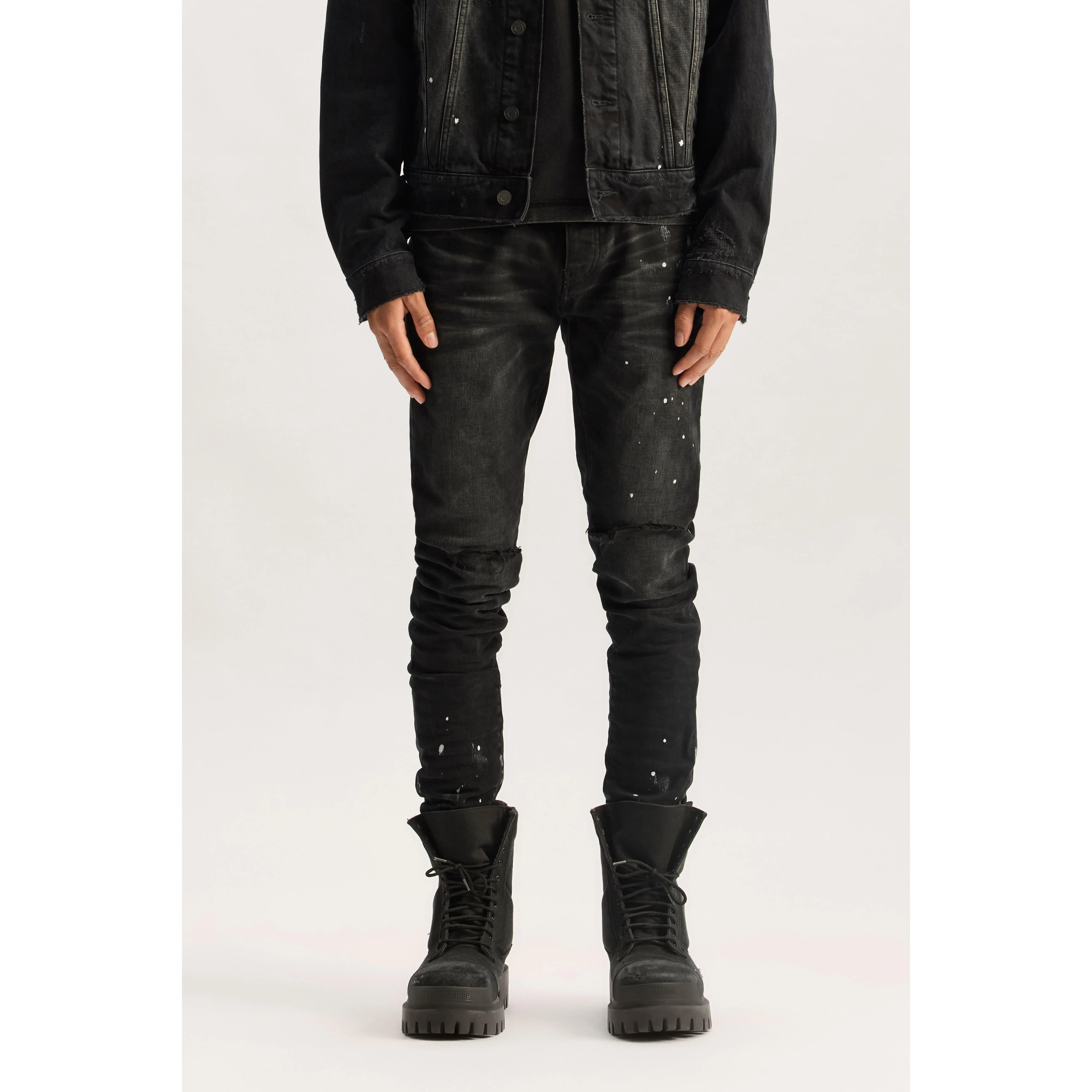 P001 Black Resin Knee Slit