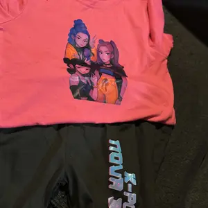 Girls' Kpop Print 2-Piece Set, Casual Sporty Short Sleeve Top & Bell Bottom Pants, Comfortable Elastic Waist, Spring Summer