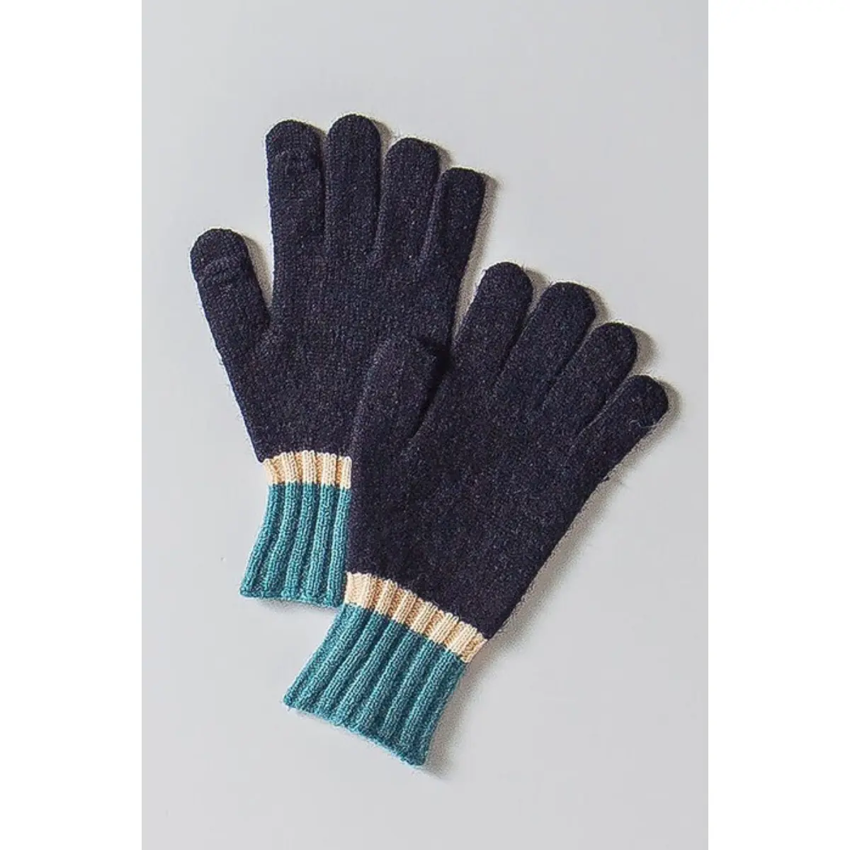 Finger Slit Touchscreen Glove