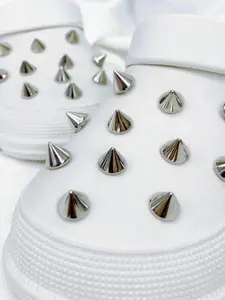 34 Pcs DIY Punk Charms for Crocs, Gothic Metal Rivets Shoe Charms Set for Sandals, Edge Designer Clogs Decorations, Footwear Embellishments, All Seasons, Solid Pattern, Footwear