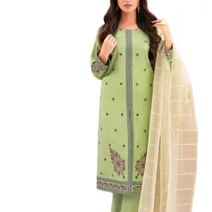 Shirt: Indian raw silk By Pcs: 3 Pcs Trouser: Indian raw silk Dupatta: Organza Color: Green Fabric composition: Blended Original AJ collection ‘
