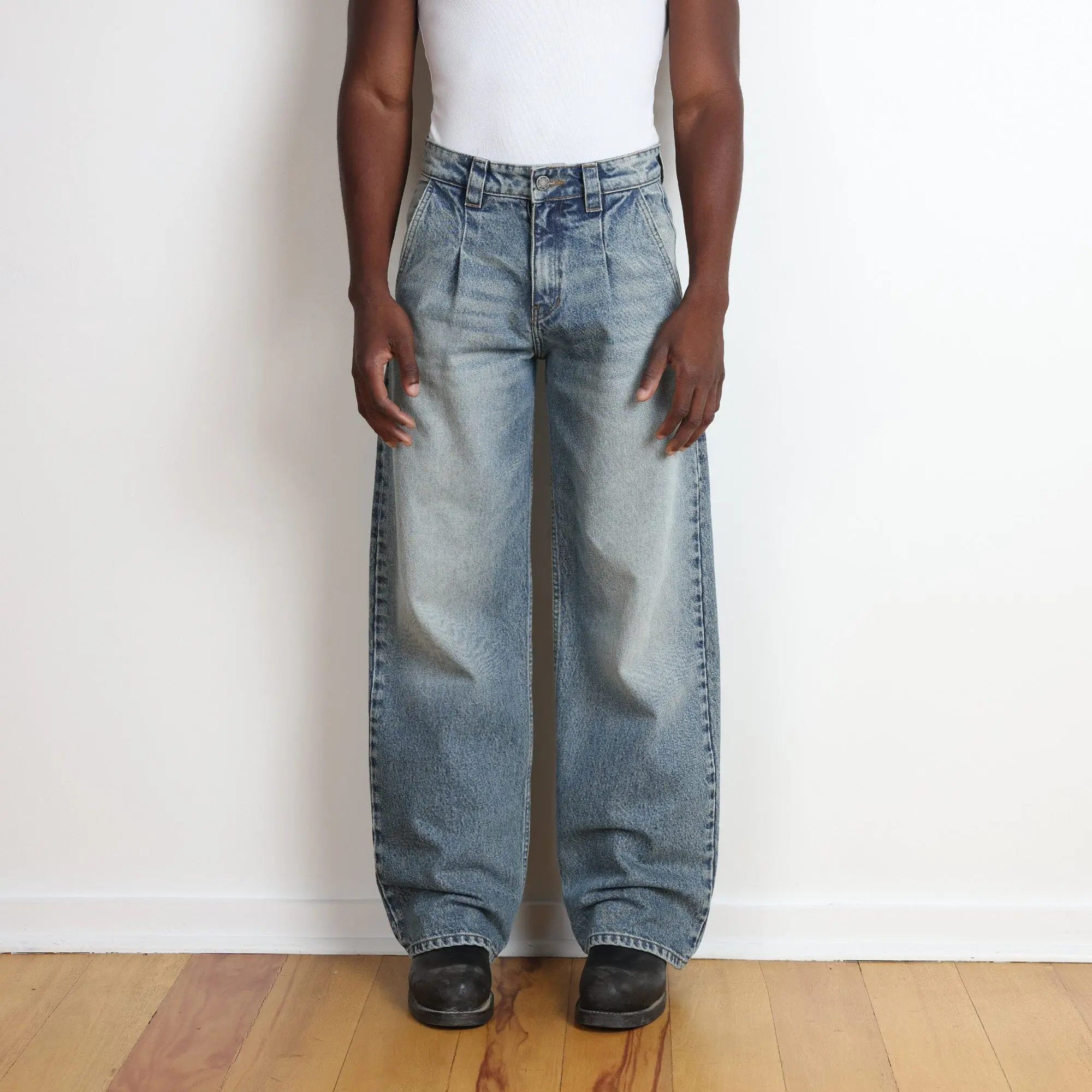 Shibuya Pleated Jeans | Straight-Wide Leg
