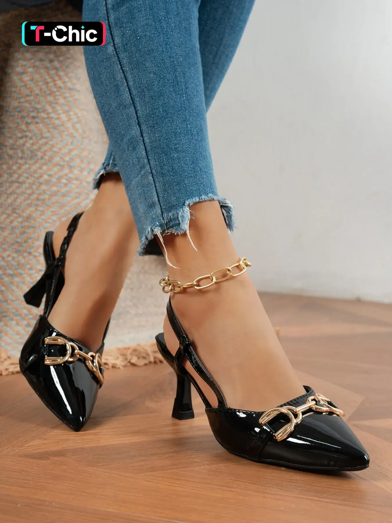 Burgundy Patent Kitten Heels to enter your Old Money Era 🍷✨ Gorgeous Women Slingback Pumps with Gold Horsebit detail