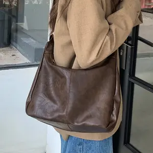 Women's Soft PU Leather Crossbody Bag Vintage Slouchy Hobo Bag with Zipper