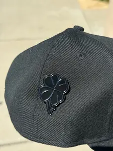 Clover Cap Pin