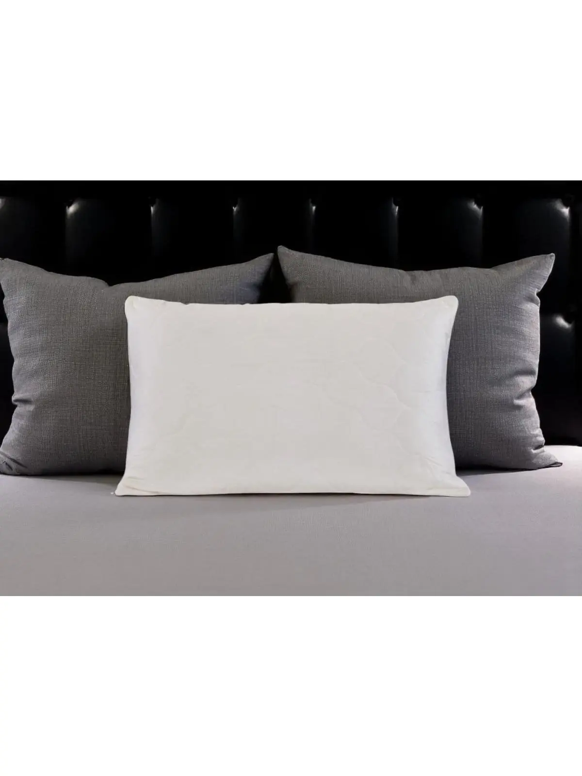 HomeRoots 551586 Hypoallergenic Foam-Filled Standard Pillows, Made with Cotton, Latex Foam and Wool